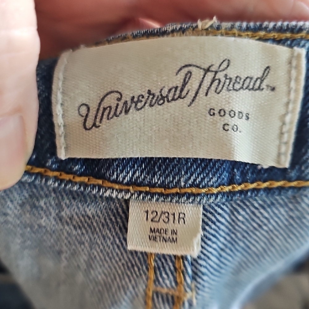 Universal Thread Light Blue Men's Relaxed Jeans - Picture 3 of 6